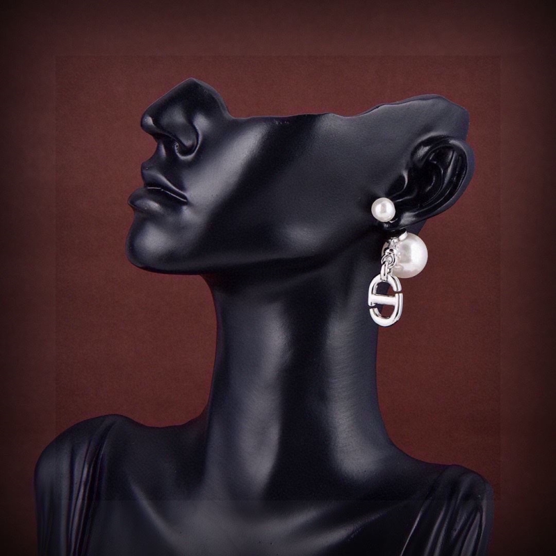 chr1st1an D10r earrings